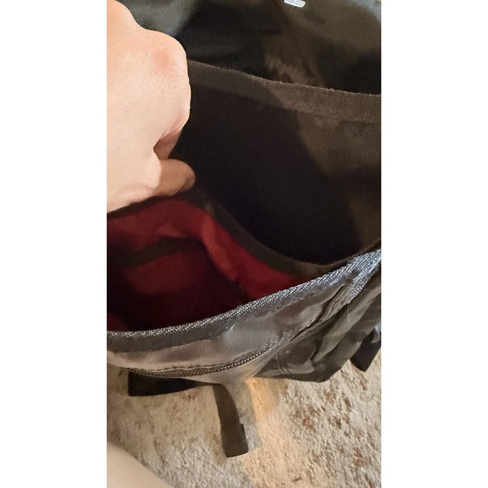 Vintage 90's Nike ACG Waterproof Shoulder Messenger Bag Gorpcore Black Red